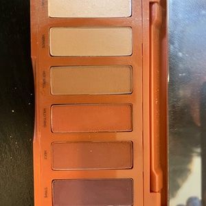 Urban Decay Naked Petite Heat eye shadow
